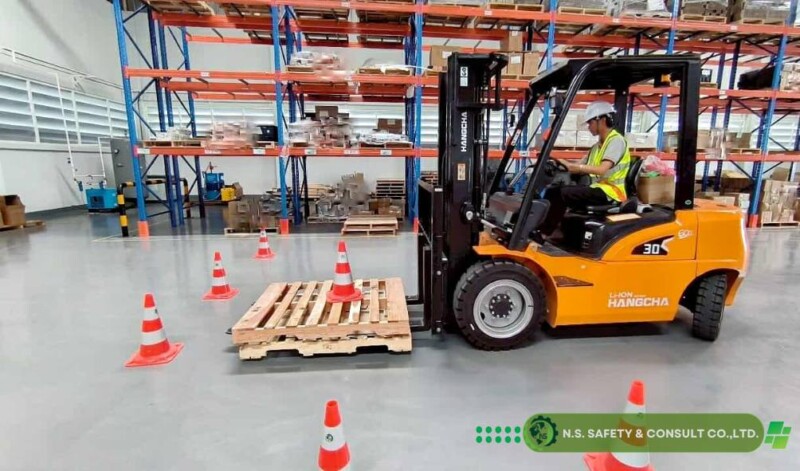 526311994_1234645775130176_5026188478694282154_n