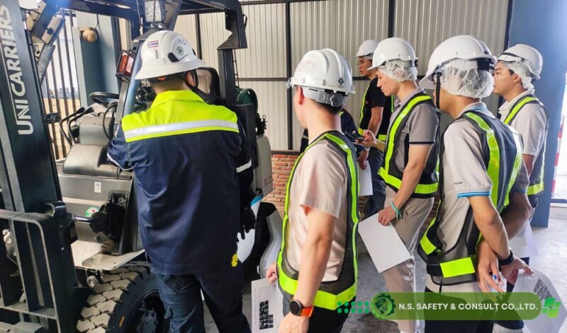 555509732_1284761683451918_62521679361253820_n